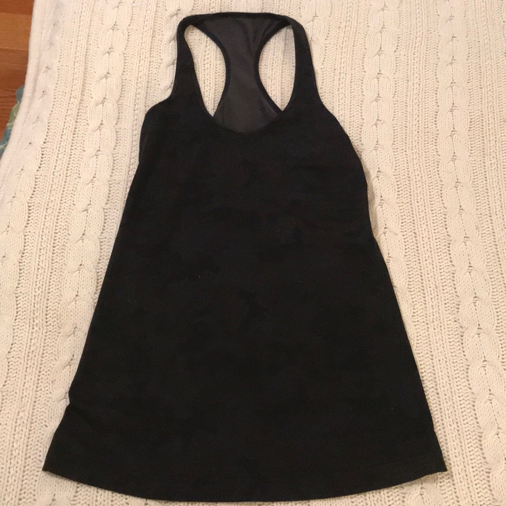 Lululemon black camo tank